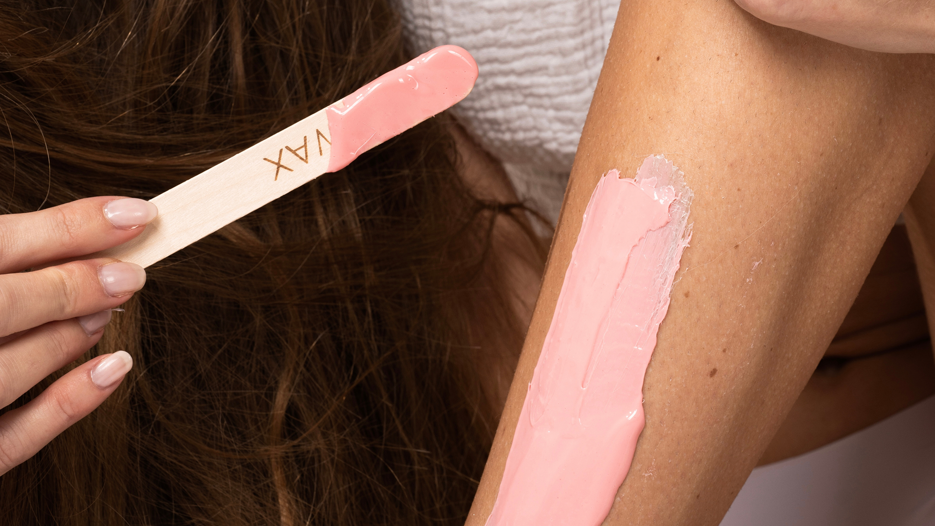 How to wax your legs at home: the complete guide